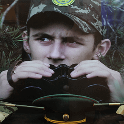  14 жовтня 2015 року